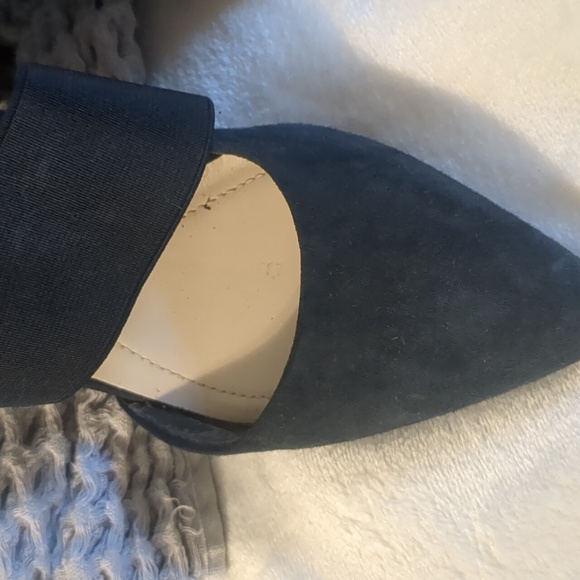 Alfani Deep Navy Blue Heels - Picture 2 of 7